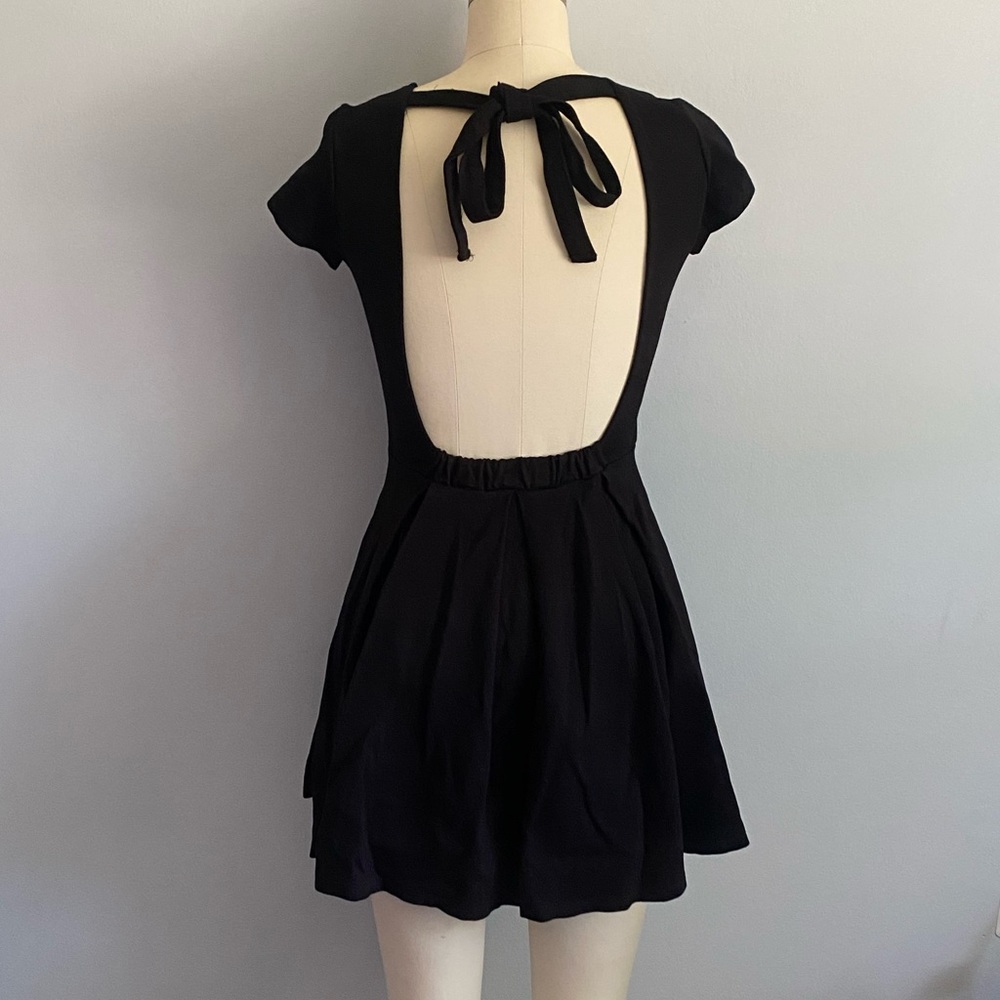 Windsor Black Backless Stretch Short Flared Dress, Size Small